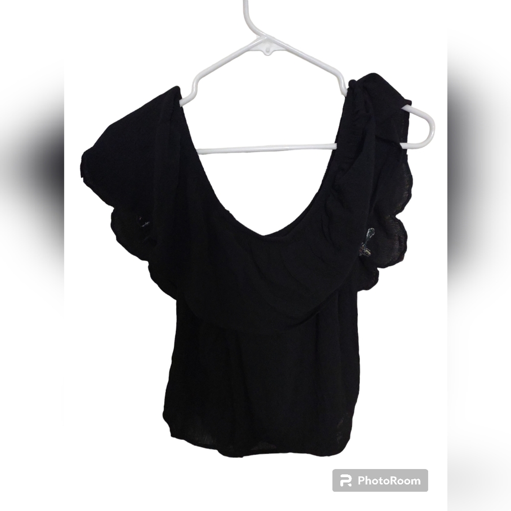 Xhilaration black boho floral off the shoulder top Size Medium - Picture 2 of 6